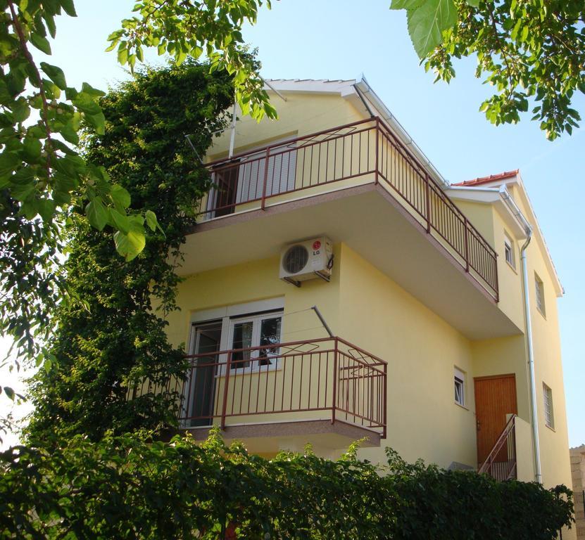 Apartments Borozan Vinišće 外观 照片
