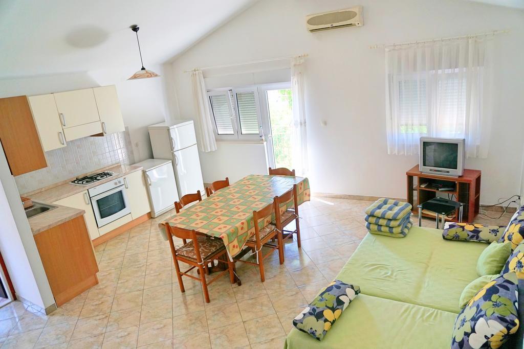 Apartments Borozan Vinišće 外观 照片